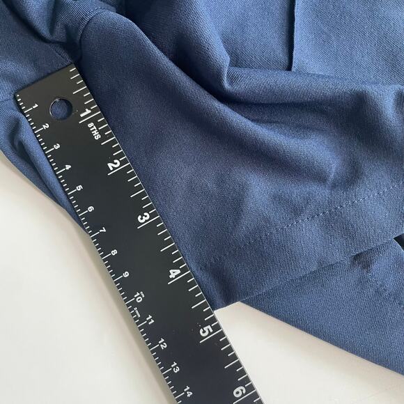 Adidas Womens Pintuck 5" Pull-On Golf Shorts Navy Blue Size Large NWT - Picture 5 of 10